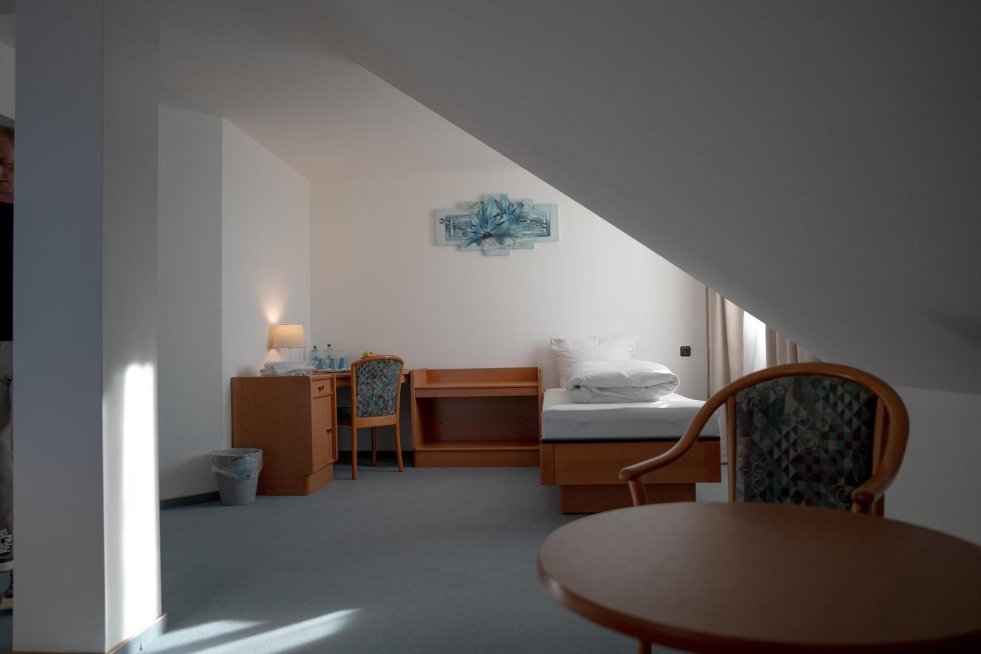 E&D Hotel ロートガウ エクステリア 写真
