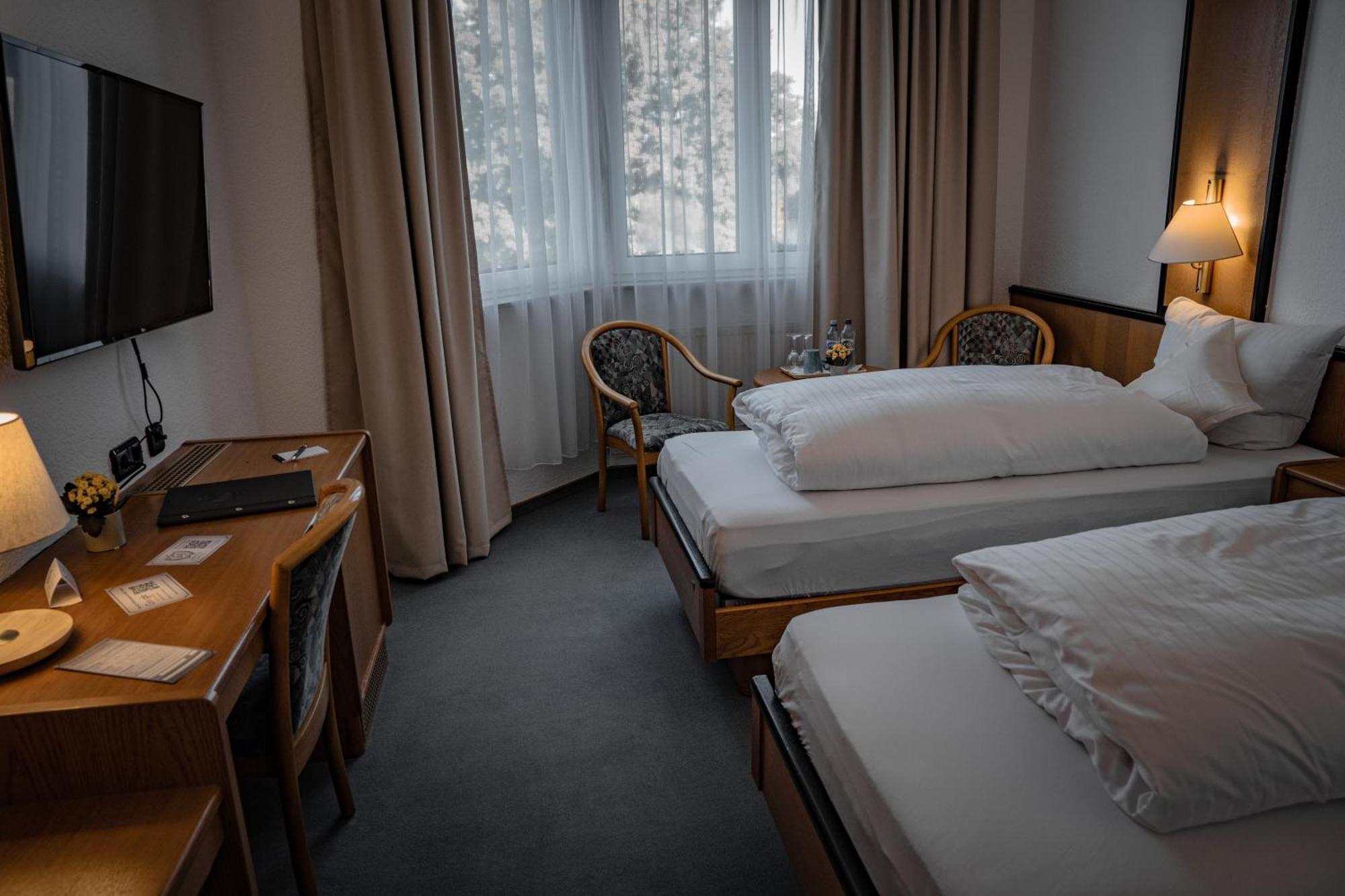 E&D Hotel ロートガウ エクステリア 写真